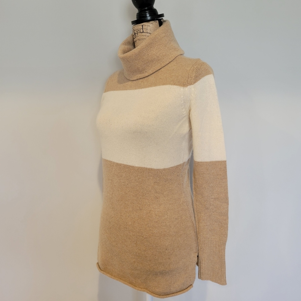 EUC Athleta Cashmere Sweater - Picture 6 of 10